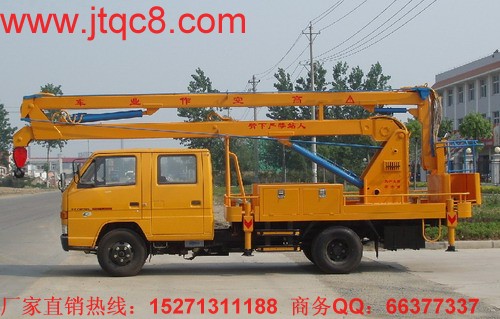 具體來(lái)看,11月份,老大哥東風(fēng)銷(xiāo)售升降車(chē)9100輛,同比下降36%;重汽銷(xiāo)車(chē)6700輛,同比下降25%;第三名一汽略有增長(zhǎng),11月份銷(xiāo)售升降車(chē)9000輛,同比增長(zhǎng)2%。陜汽和福田分別銷(xiāo)售升降車(chē)6600輛和6800輛,同比分別下降4%與4%。